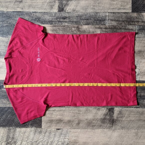 Lululemon Swiftly Tech Short Sleeve Crew Shirt - Picture 5 of 7
